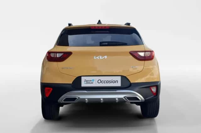 Kia Stonic (2023) thumbnail 6