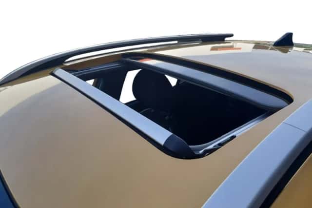 Kia Stonic (2023) thumbnail 10