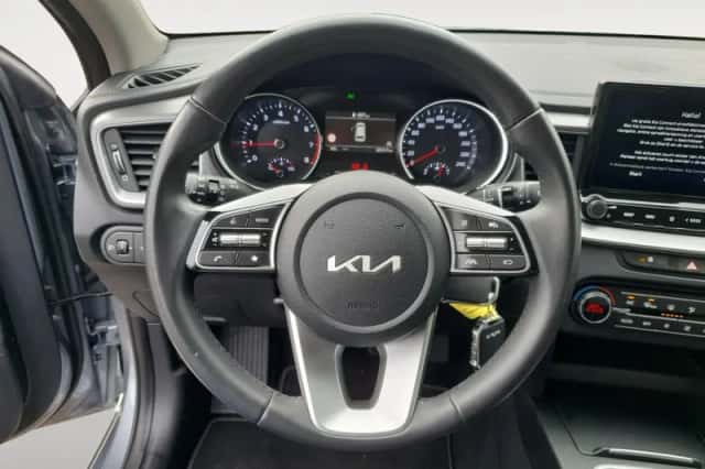 Kia Ceed Sportswagon (2024) thumbnail 15