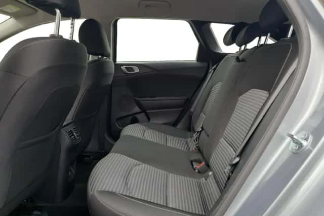 Kia Ceed Sportswagon (2024) thumbnail 19