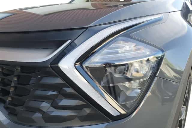 Kia Sportage (2023) thumbnail 12
