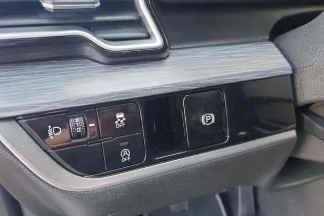 Kia Sportage (2023) thumbnail 34