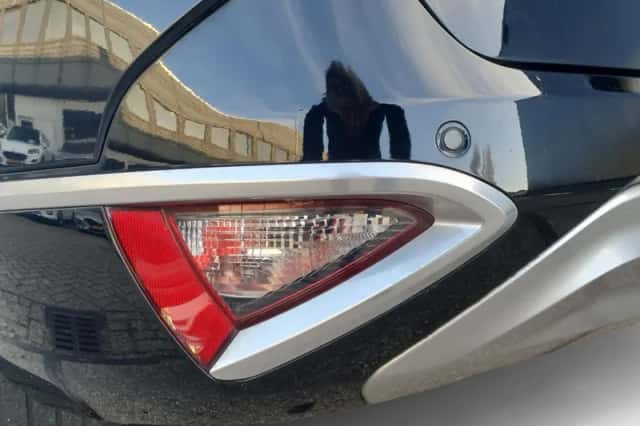 Kia Sportage (2023) thumbnail 14
