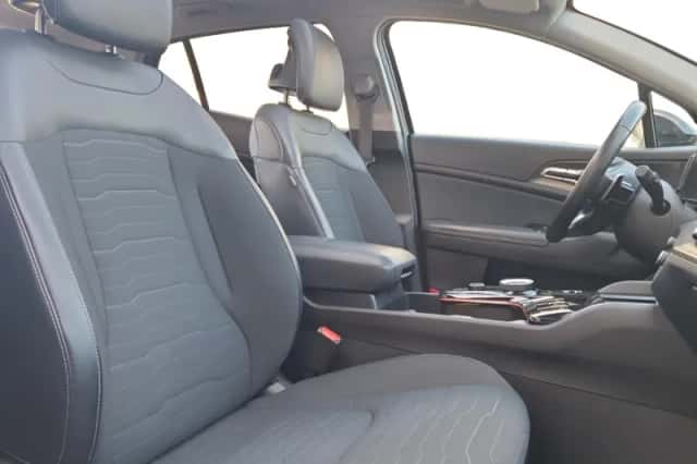 Kia Sportage (2023) thumbnail 21