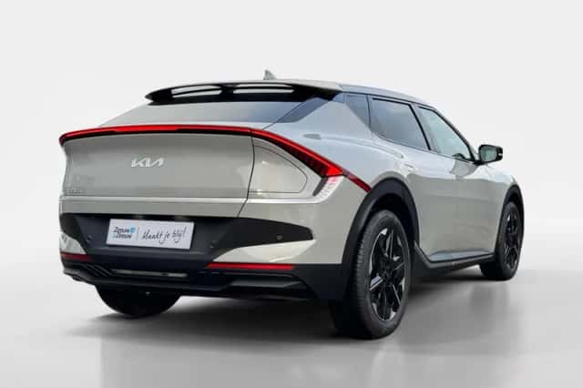 Kia EV6 (2026) thumbnail 5
