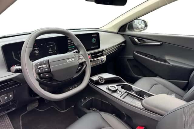 Kia EV6 (2026) thumbnail 10