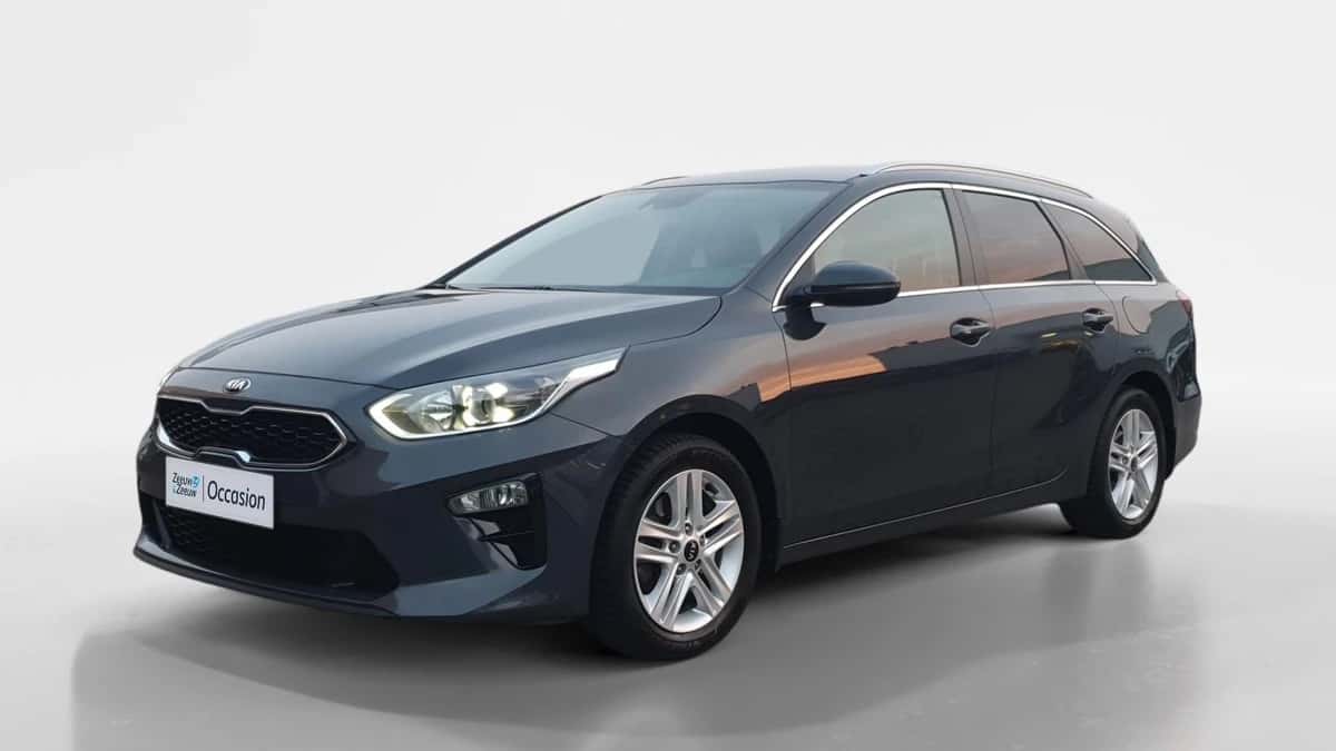 Kia Ceed Sportswagon (2020) — foto 1