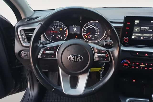 Kia Ceed Sportswagon (2020) thumbnail 17