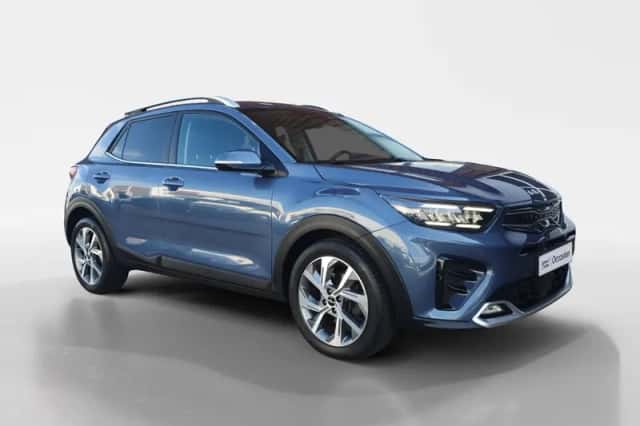 Kia Stonic (2023) thumbnail 3