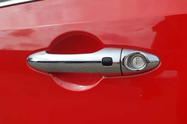 Kia Picanto (2020) thumbnail 12