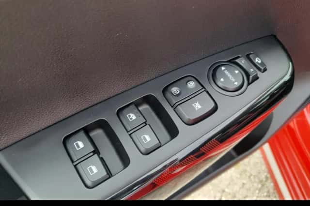 Kia Picanto (2020) thumbnail 32
