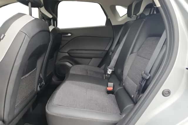 Renault Captur (2021) thumbnail 20