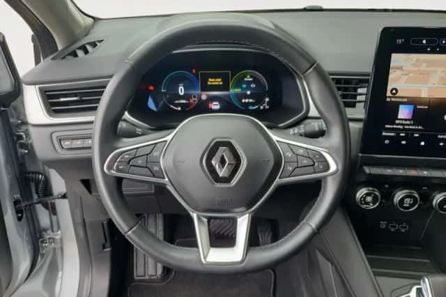 Renault Captur (2021) thumbnail 21