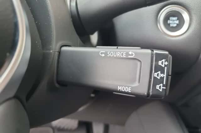 Renault Captur (2021) thumbnail 24