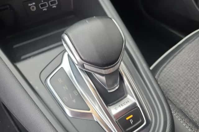 Renault Captur (2021) thumbnail 29