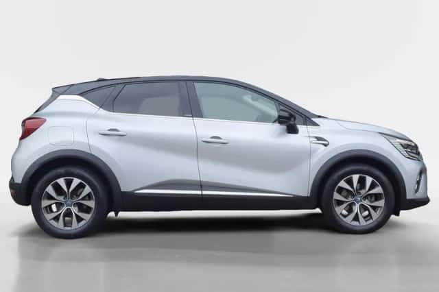 Renault Captur (2021) thumbnail 4