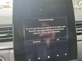 Renault Captur (2021) thumbnail 34