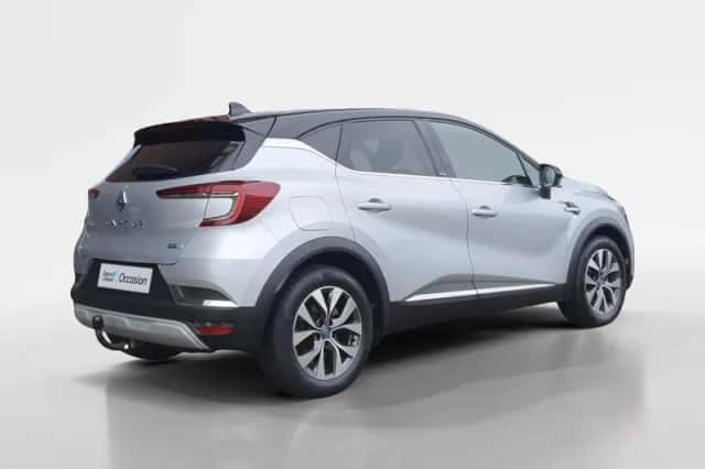 Renault Captur (2021) thumbnail 5