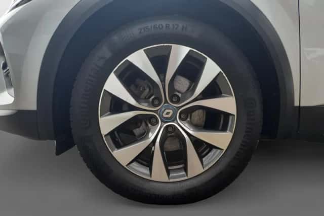 Renault Captur (2021) thumbnail 8