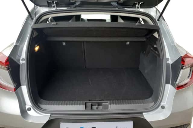 Renault Captur (2021) thumbnail 9