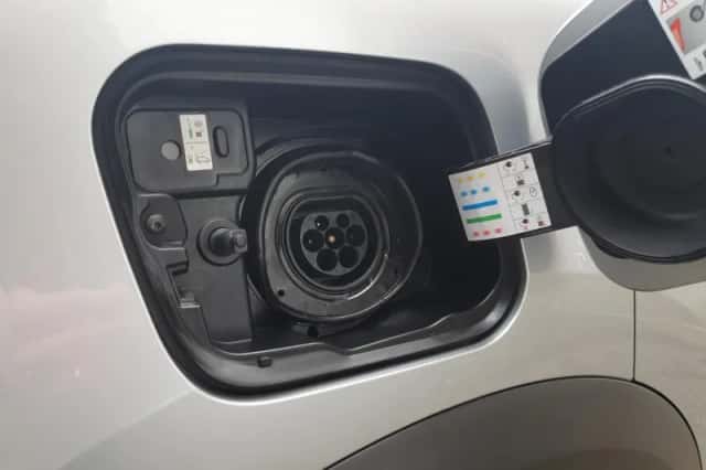 Renault Captur (2021) thumbnail 10