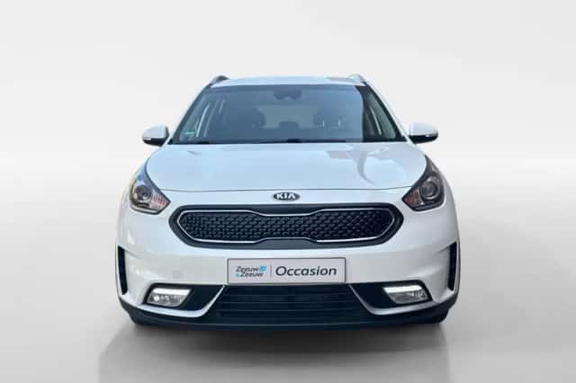 Kia Niro (2018) thumbnail 2