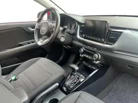 Kia Stonic (2023) thumbnail 13