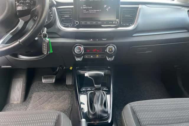 Kia Stonic (2023) thumbnail 22