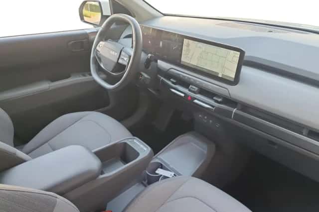 Kia EV3 (2025) thumbnail 24