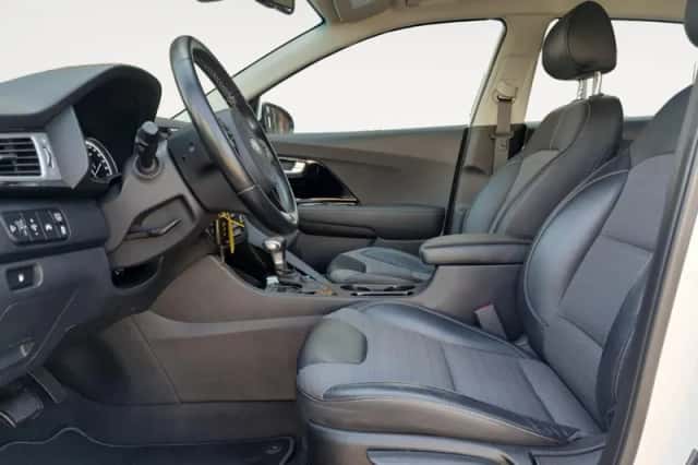 Kia Niro (2019) thumbnail 14
