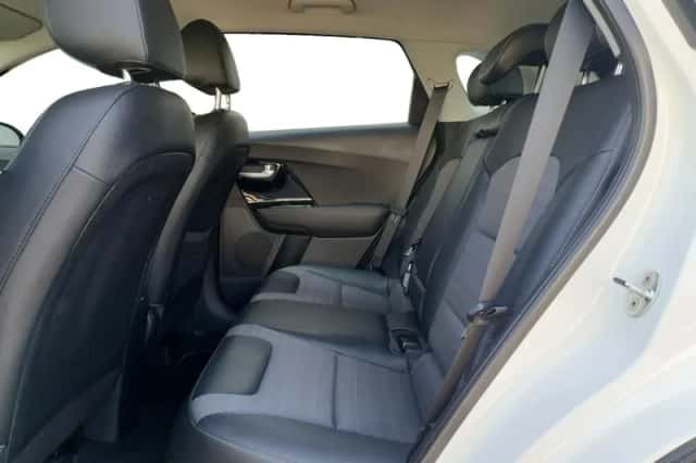 Kia Niro (2019) thumbnail 18