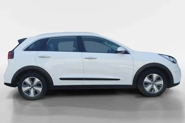 Kia Niro (2019) thumbnail 4