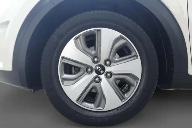 Kia Niro (2019) thumbnail 8