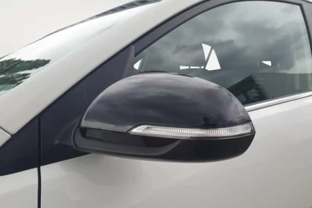 Kia Rio (2022) thumbnail 11