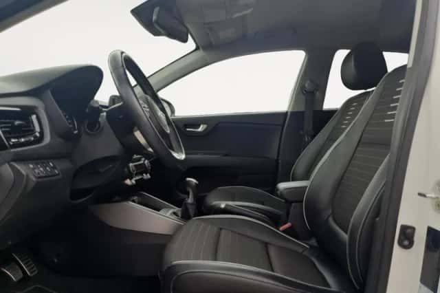 Kia Rio (2022) thumbnail 15