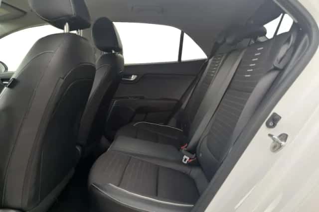 Kia Rio (2022) thumbnail 19