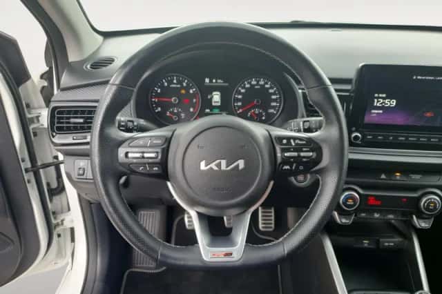 Kia Rio (2022) thumbnail 20