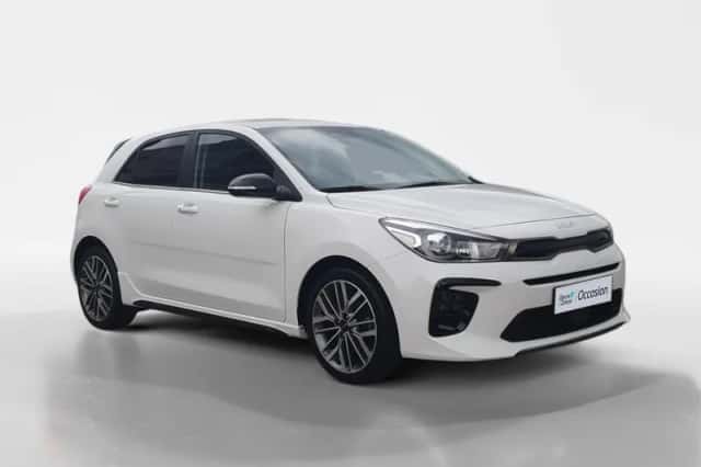 Kia Rio (2022) thumbnail 3