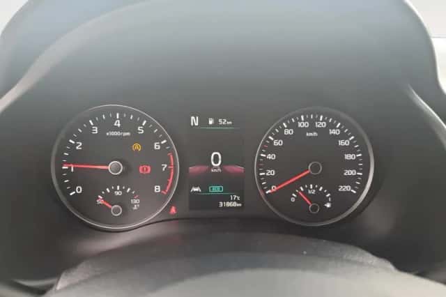 Kia Rio (2022) thumbnail 24