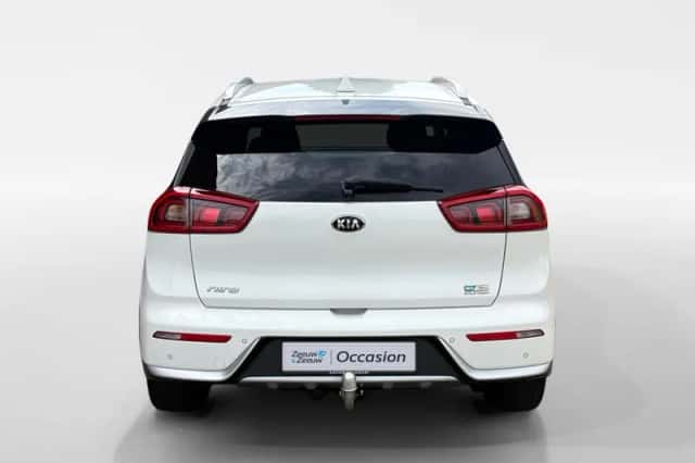 Kia Niro (2018) thumbnail 6