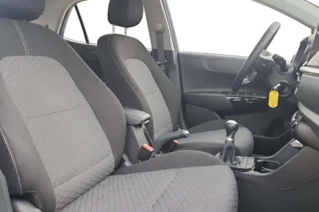 Kia Picanto (2025) thumbnail 16