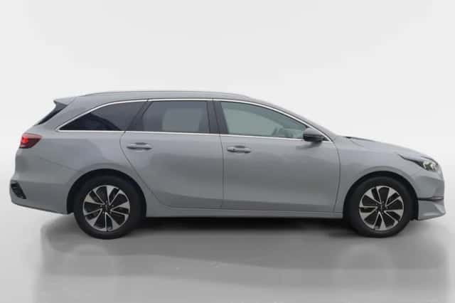 Kia Ceed Sportswagon (2025) thumbnail 4