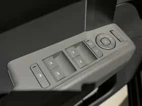 Kia EV3 (2024) thumbnail 11