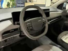 Kia EV3 (2024) thumbnail 12