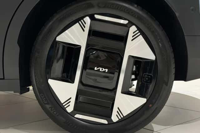 Kia EV3 (2024) thumbnail 7