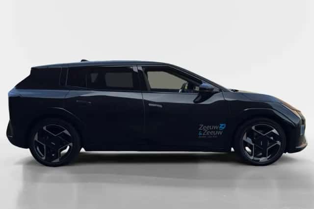 Kia EV4 (2025) thumbnail 4