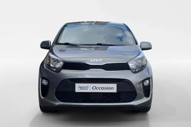 Kia Picanto (2022) thumbnail 2