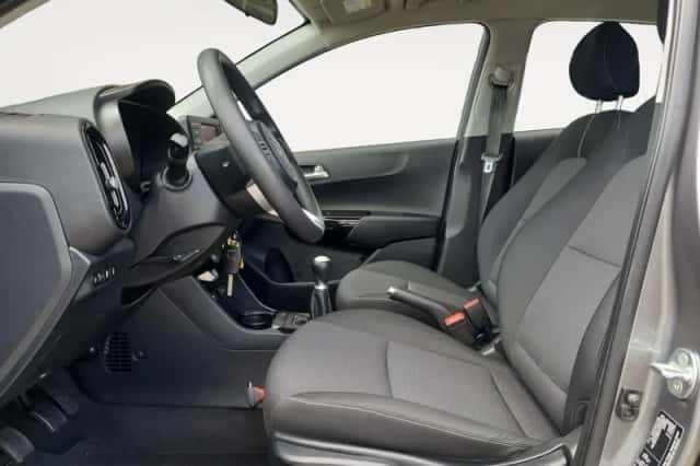 Kia Picanto (2022) thumbnail 11