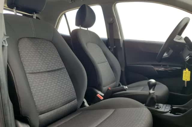 Kia Picanto (2022) thumbnail 14