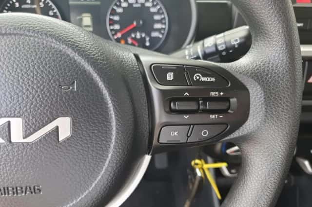 Kia Picanto (2022) thumbnail 20